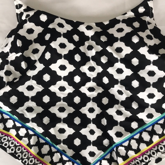 Trina Turk ONYX IKAT SCARF TANKINI Top - Picture 9 of 16